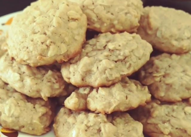 Apple Butter Oatmeal Cookies Recipe