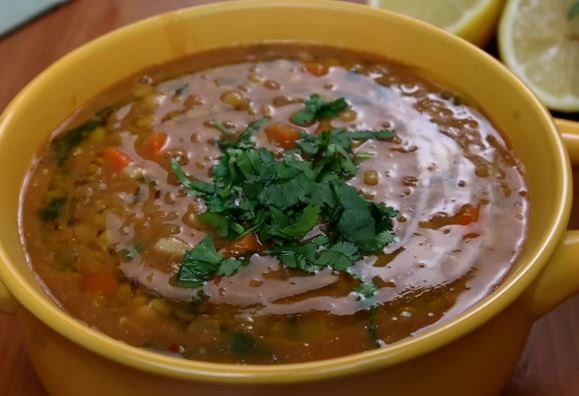 Lebanese Lemon Garlic Lentil Soup